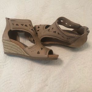 Tan Leather Sandal with Wedge